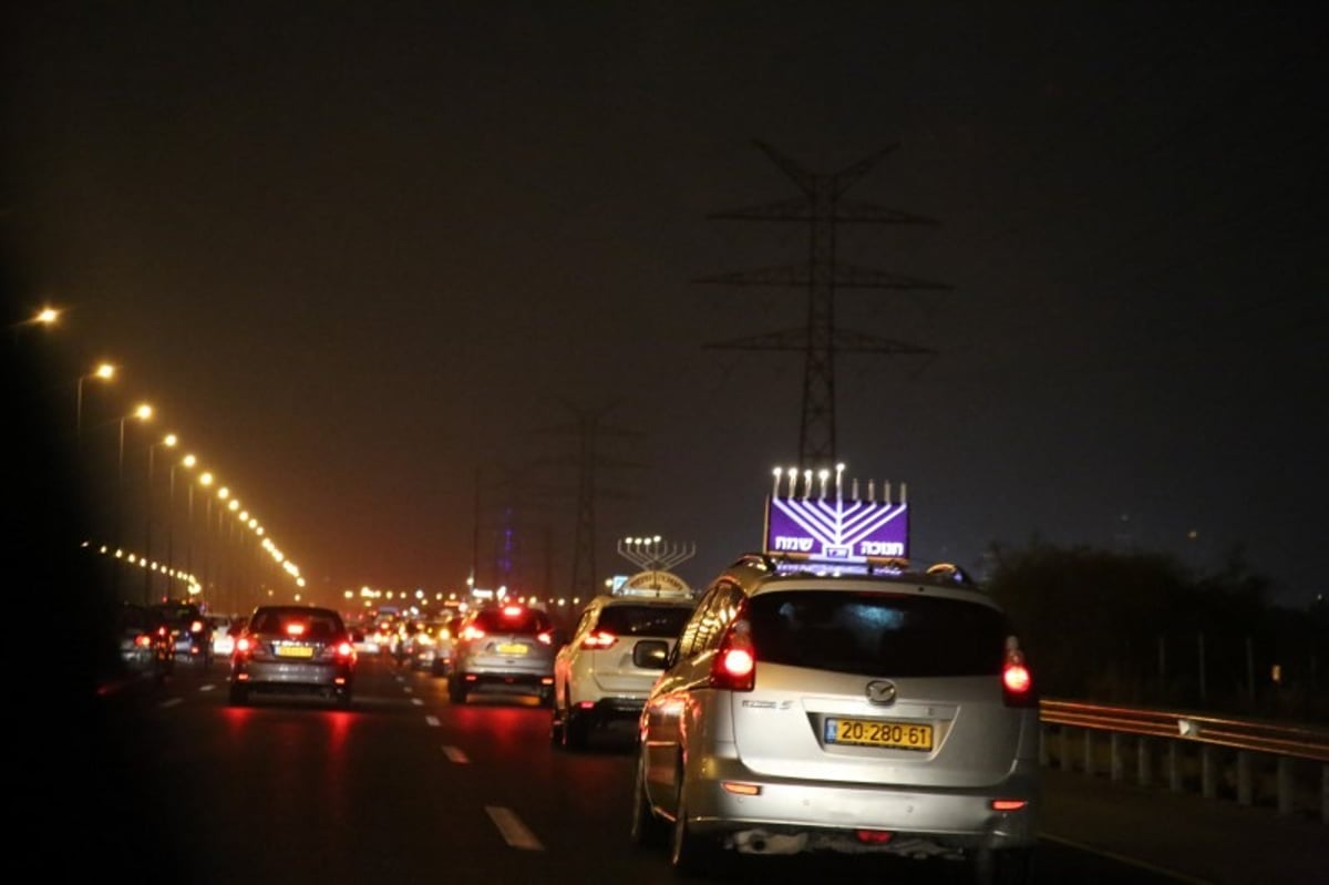 תיעוד: שיירות האור של חב"ד ברחבי הארץ