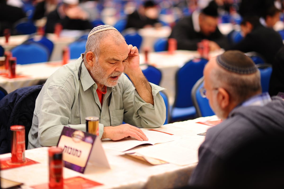 תיעוד ענק: מעמד סיום הש"ס כולו ביום אחד