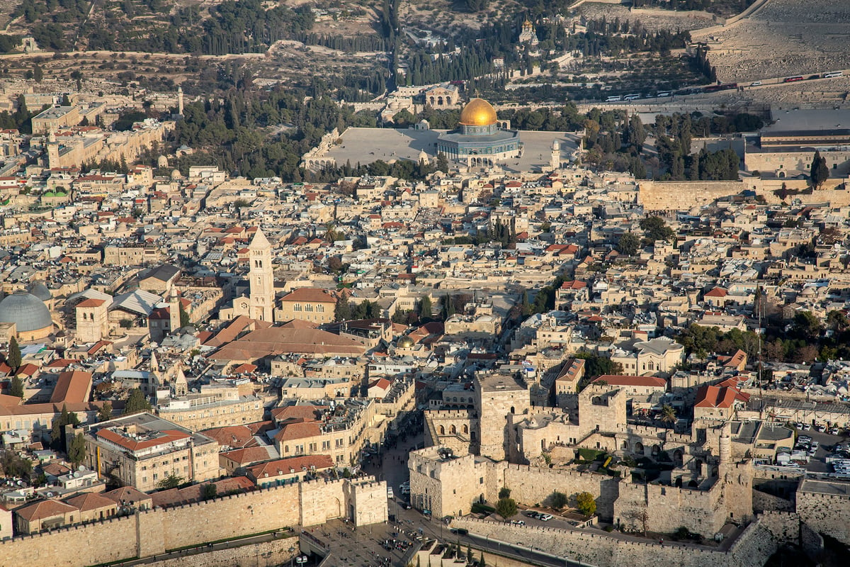 תמונות מרהיבות: העיר העתיקה בירושלים - מהאוויר