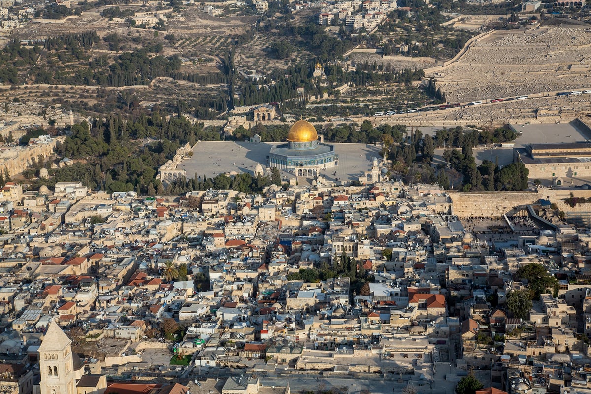 תמונות מרהיבות: העיר העתיקה בירושלים - מהאוויר