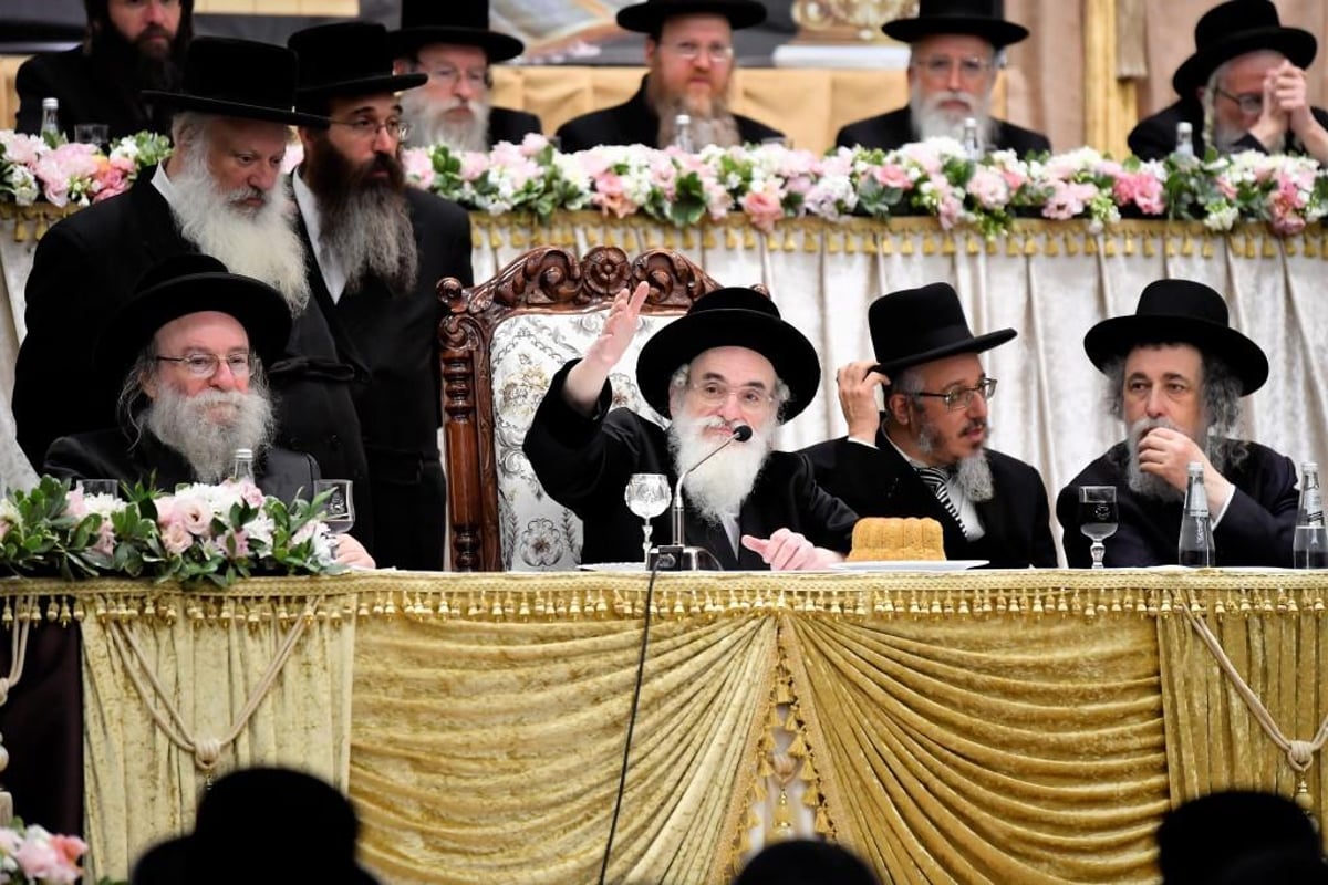 מעמד סיום הש"ס מרכזי בחסידות ויז'ניץ