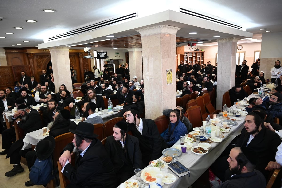 ב'חוט של חסד' ערכו מעמד סיום הש"ס • צפו