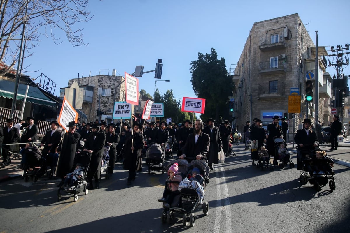 הפגנה סוערת בירושלים: עצורים במאבק על הרכבת הקלה