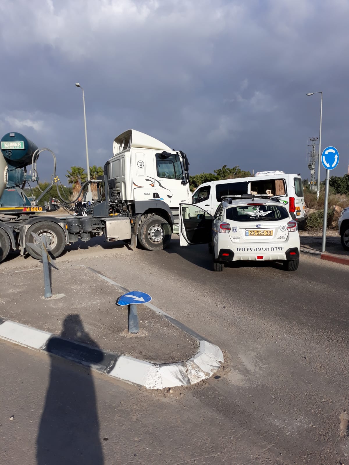 ערבי גנב רכב הסעות ונעצר לאחר מרדף. צפו