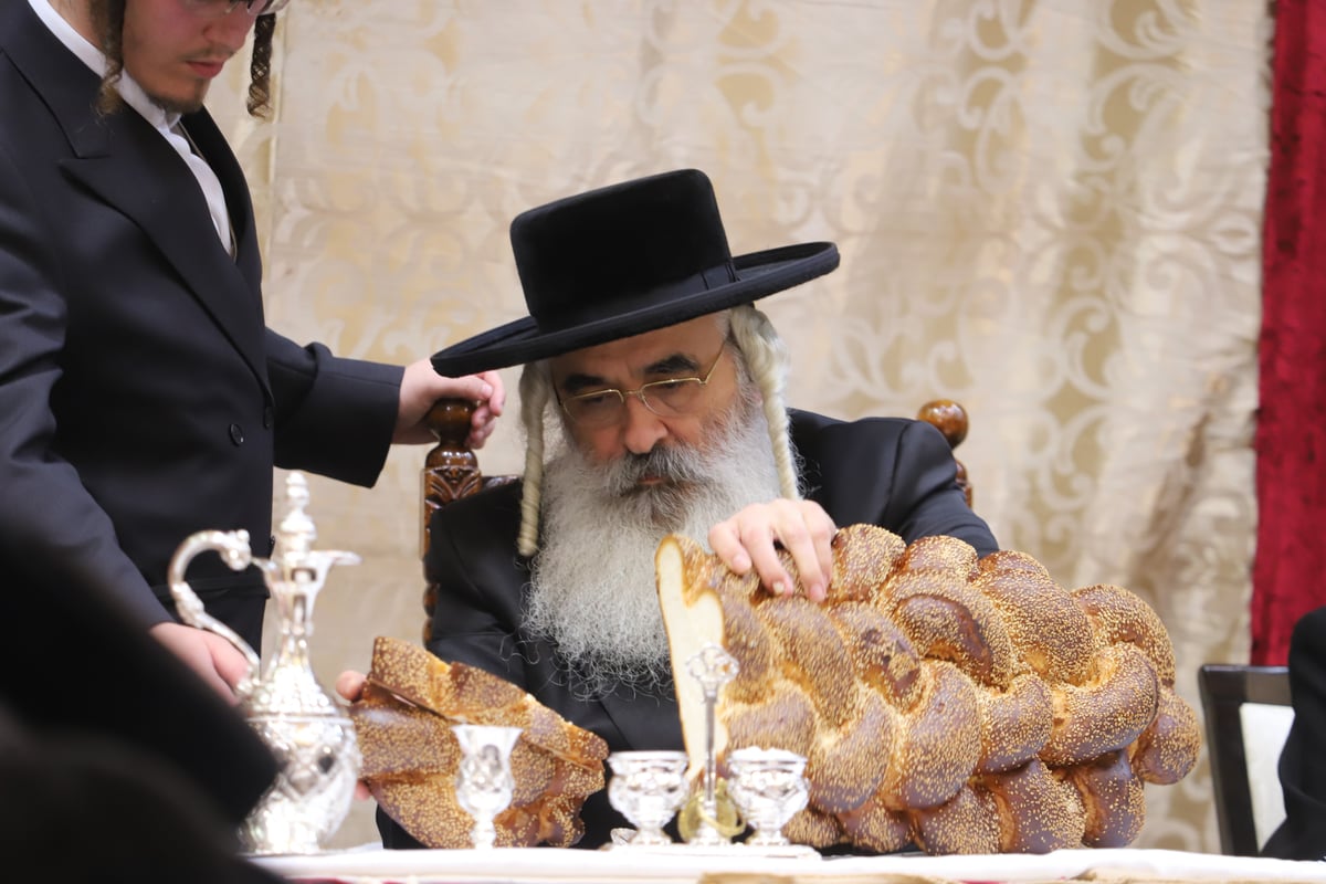 מעמד סיום הש"ס בחצר הקודש דושינסקיא