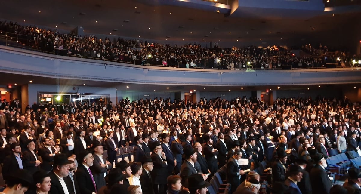 שיקגו: אלפי יהודים חגגו את סיום הש"ס • צפו