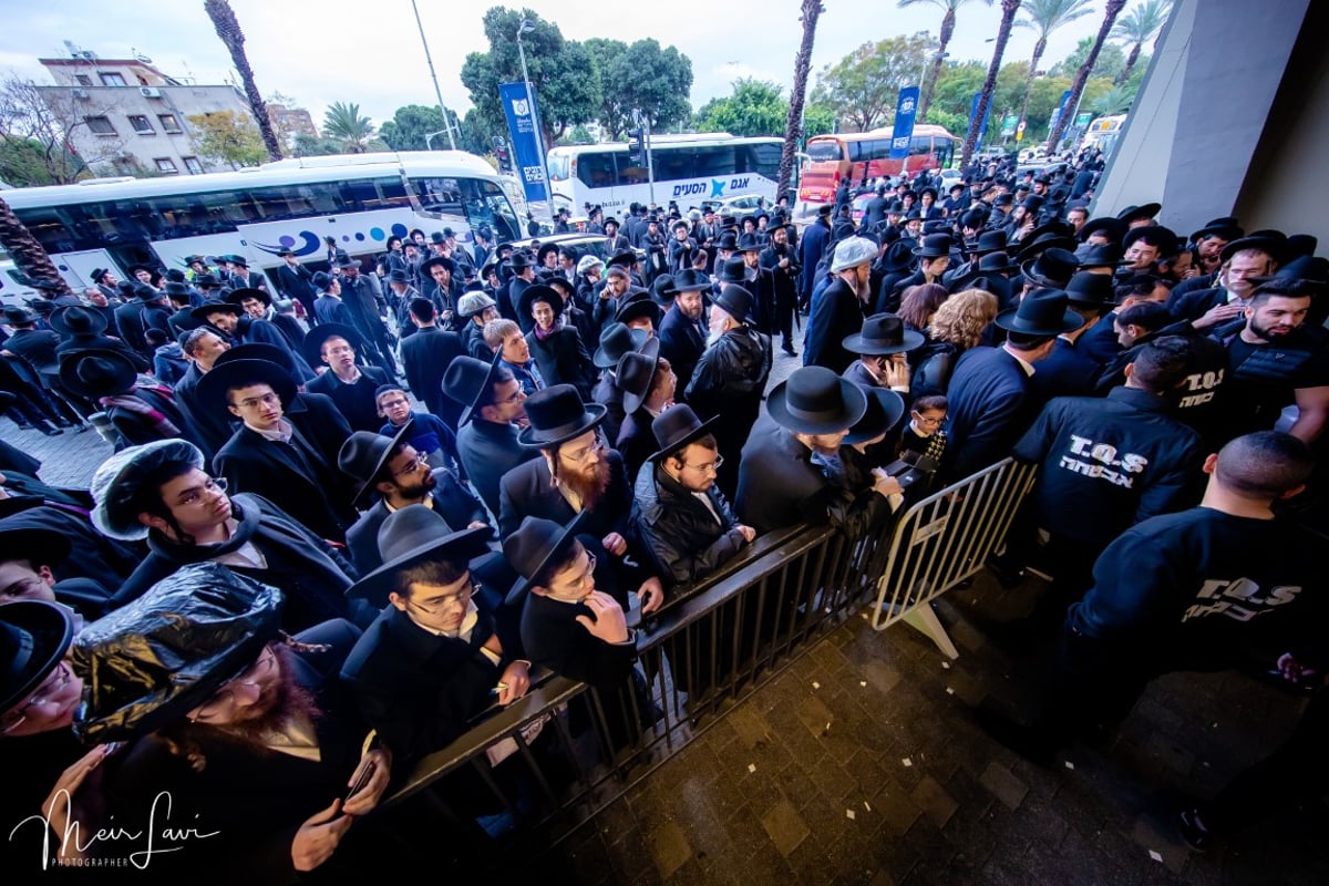 צפו: קליפ וגלריה ממעמד סיום הש"ס של 'דרשו' ביד אליהו