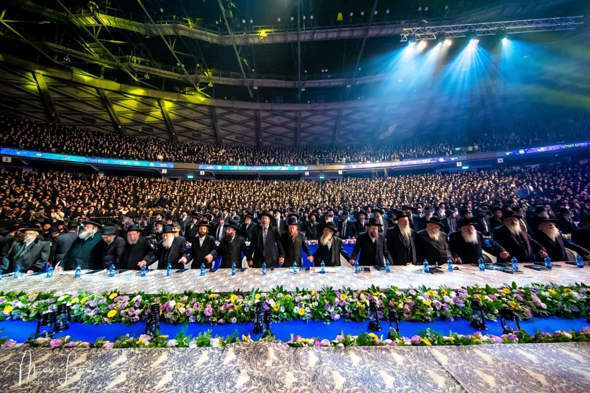 צפו: קליפ וגלריה ממעמד סיום הש"ס של 'דרשו' ביד אליהו