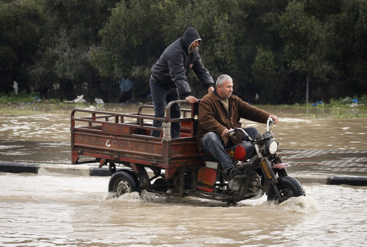 הסערה צפויה להמשיך: הגשם יירד עד שבת, מחר ייתכן שלג