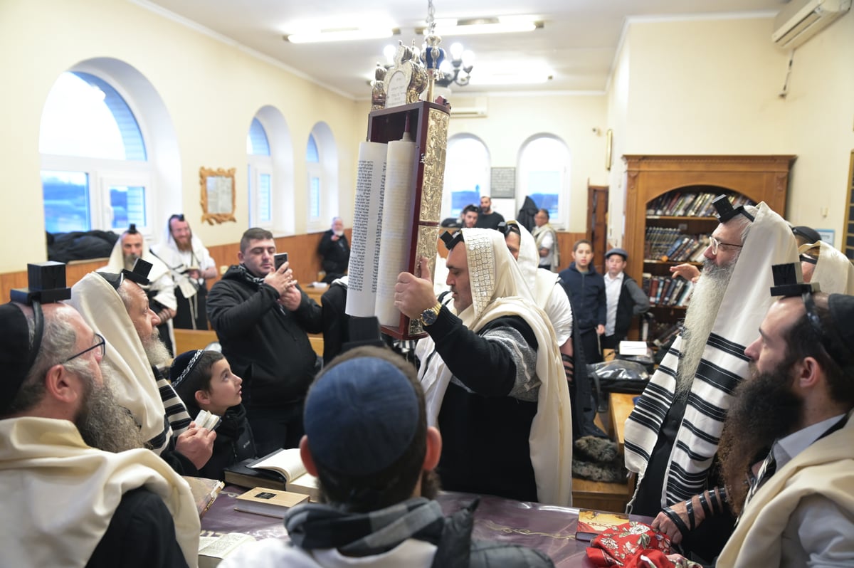 צפו: המסע החסידי לציון של האדמו"ר הזקן