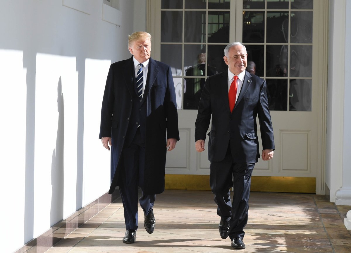 טראמפ נפגש עם נתניהו: "מקווה שיגידו כן לשלום"