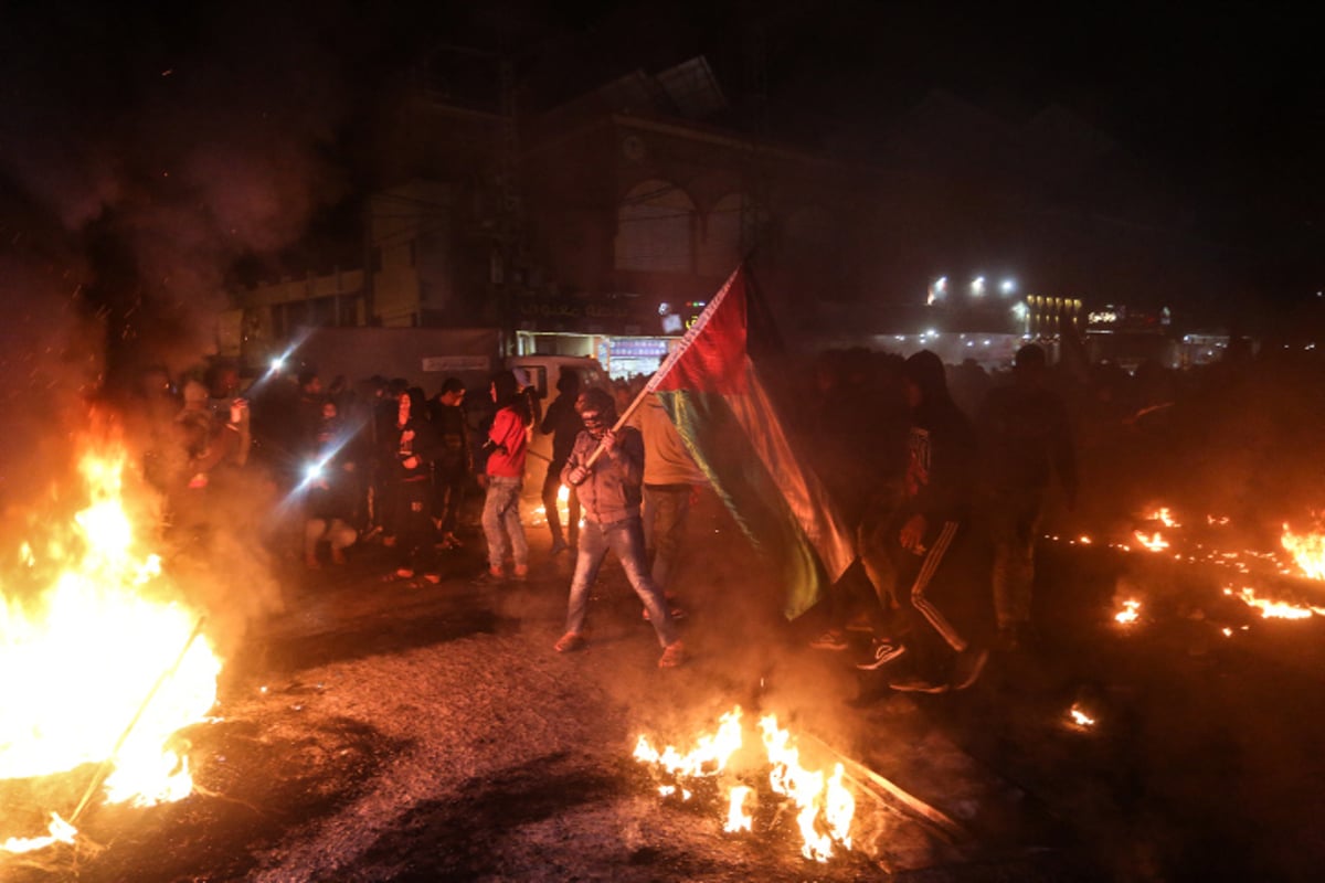 גלריה: התפרעויות הערבים ביו"ש וברצועה