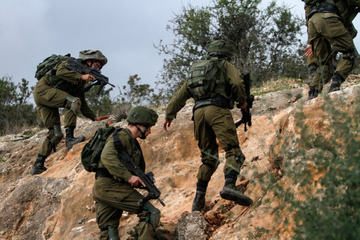 גלריה: התפרעויות הערבים ביו"ש וברצועה