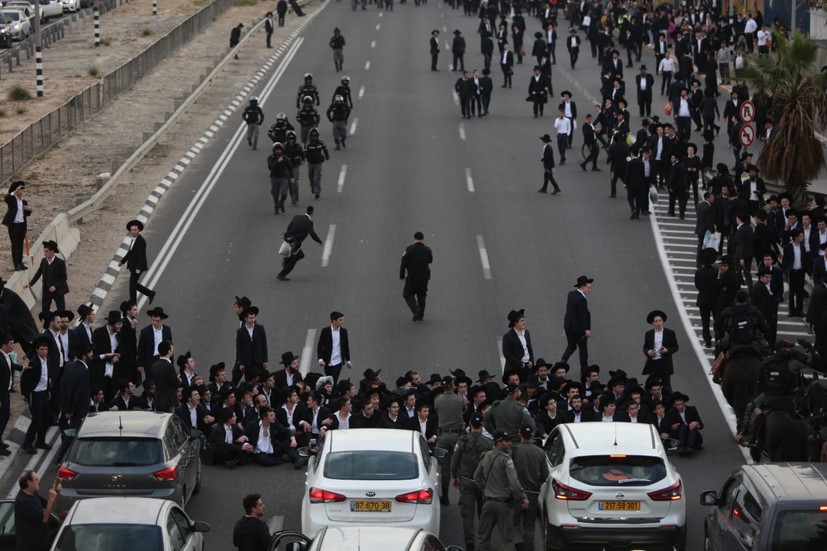 'הפלג' חסמו את בני ברק; הפגינו ב'כביש 4' על מעצר עריק