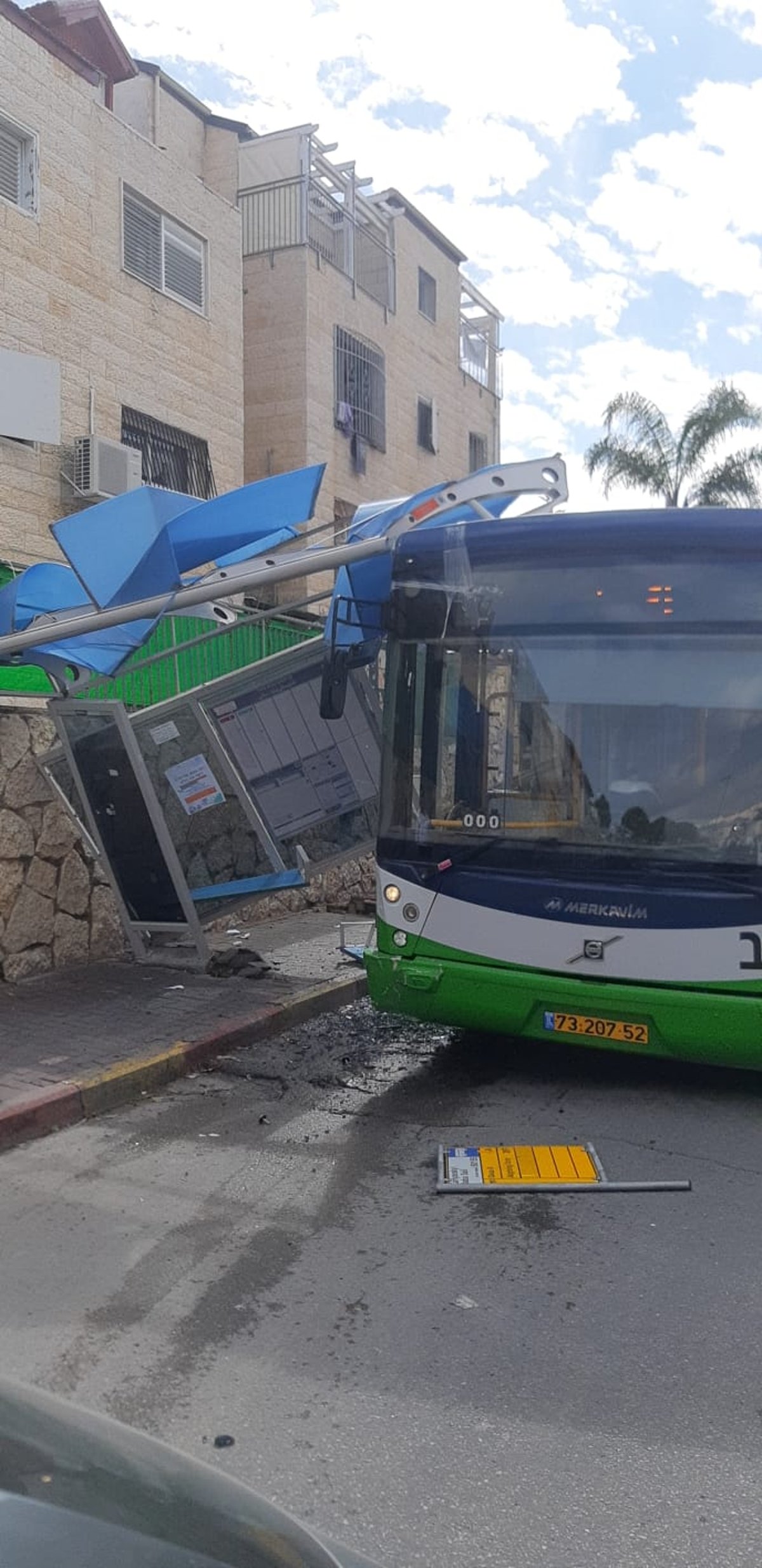 נס ברחוב הרב קנייבסקי בביתר עילית • צפו