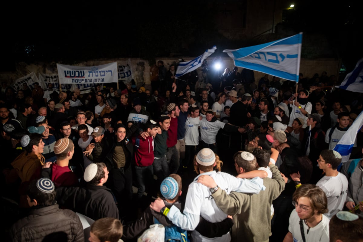 אלפים קראו בקול: "דורשים ריבונות עכשיו"