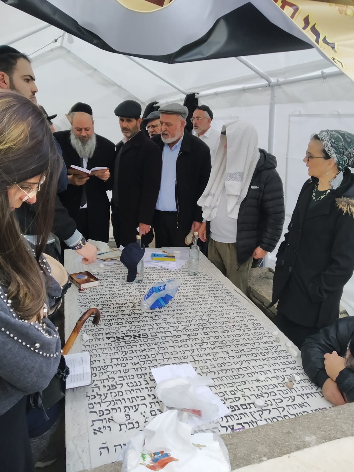 העליה לציון הצדיק רבי חיים פלאג'י זיע"א • צפו