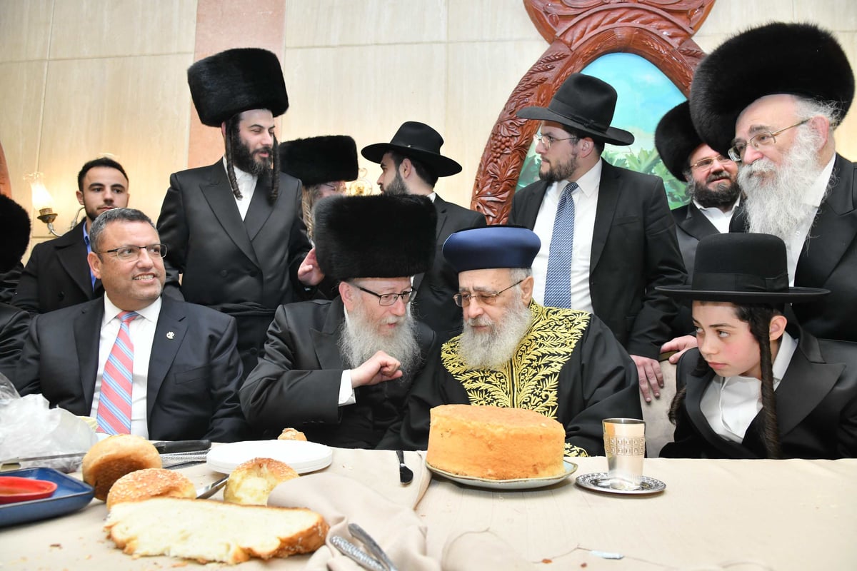 מוטי בבצ'יק ברמץ את בנו, כולם התייצבו • צפו