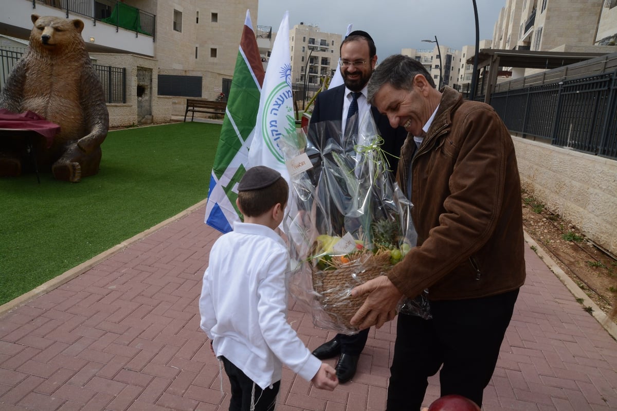 קרית יערים חנכה פארק חדש במעמד יו"ר קק"ל