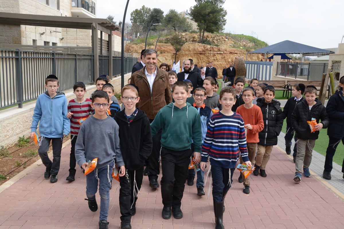 קרית יערים חנכה פארק חדש במעמד יו"ר קק"ל