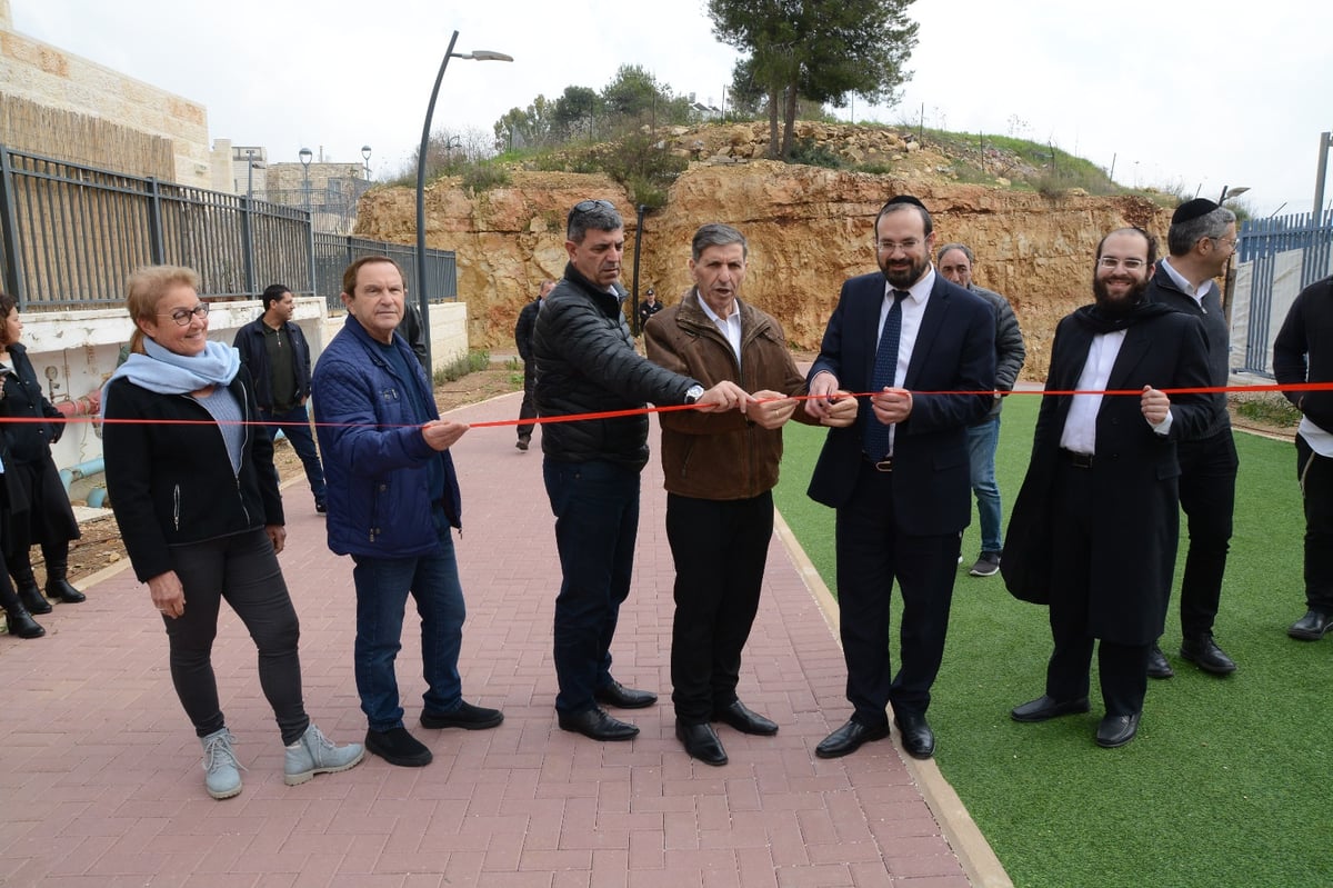 קרית יערים חנכה פארק חדש במעמד יו"ר קק"ל