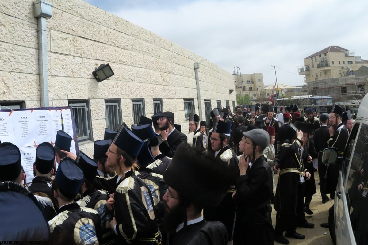 כך חגגו את חג הפורים בביתר עילית • תיעוד