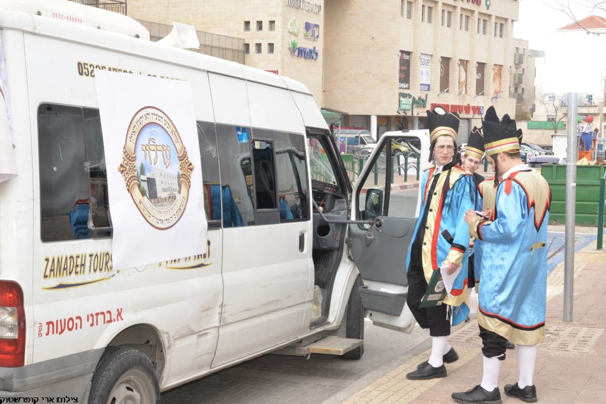 כך חגגו את חג הפורים בביתר עילית • תיעוד