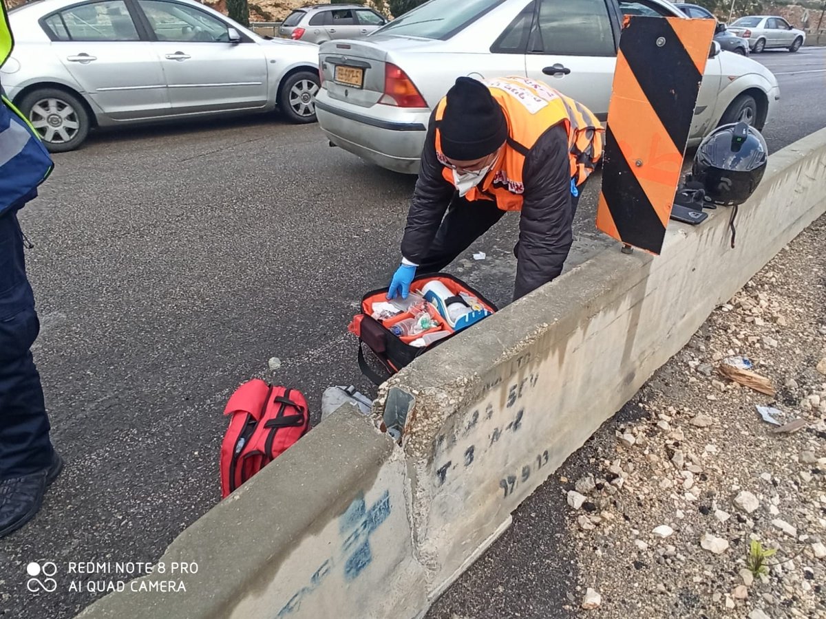 כביש 9: רכב התהפך בכניסה לרמת שלמה