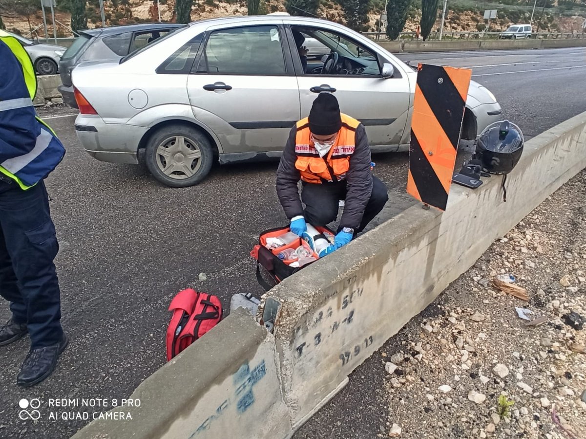 כביש 9: רכב התהפך בכניסה לרמת שלמה