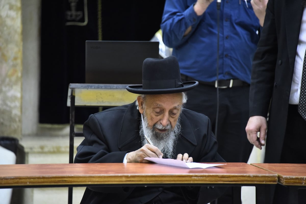 רבני בני ברק החליטו: כך תתפללו בשבת הקרובה