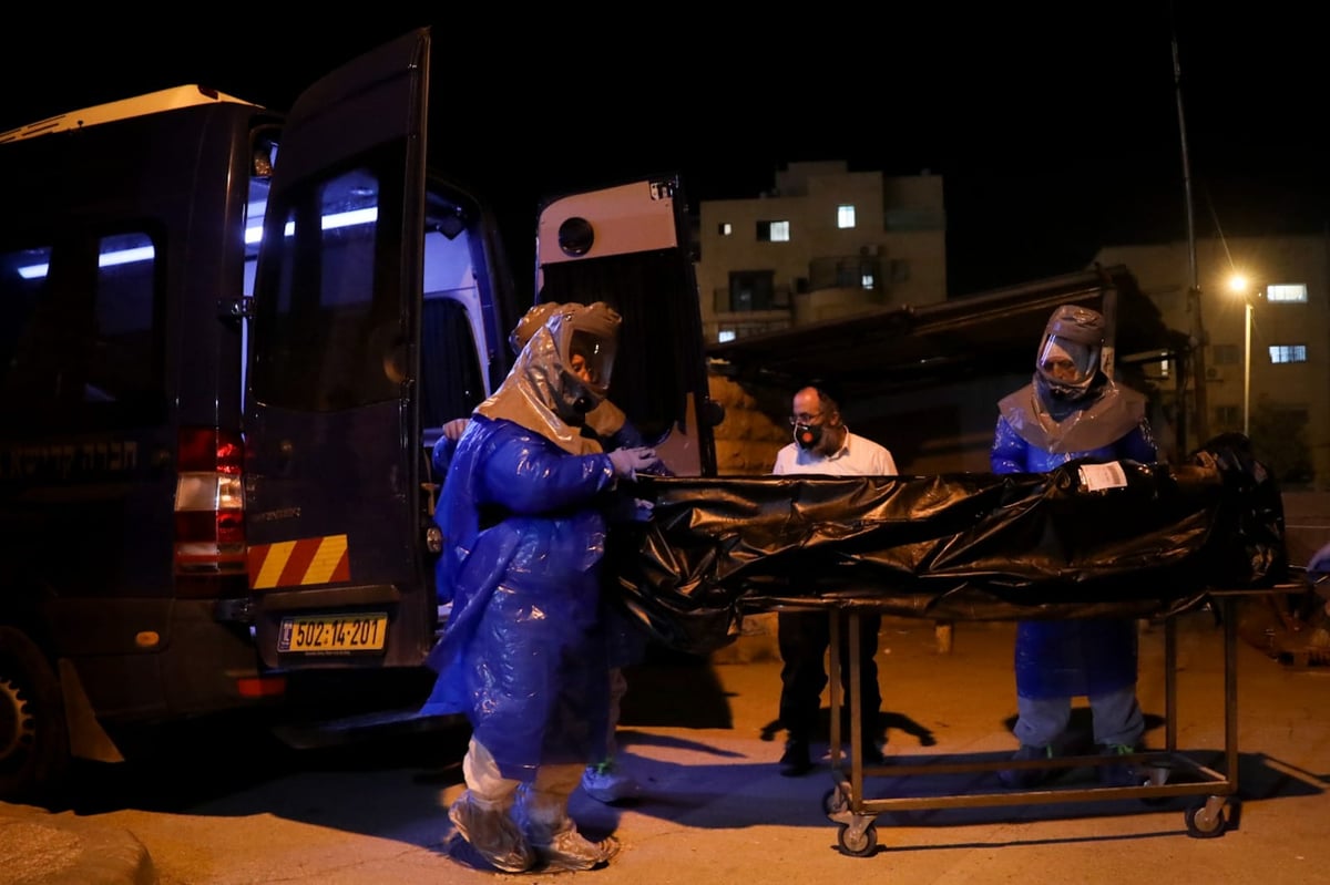 תיעוד מ'שמגר': מסע הלוויה של חולה 'קורונה'