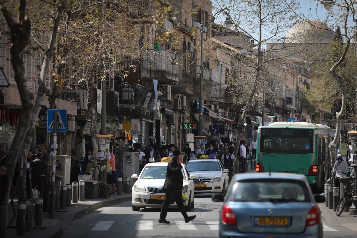 הסגר? רחובות ירושלים החרדית עדיין הומים