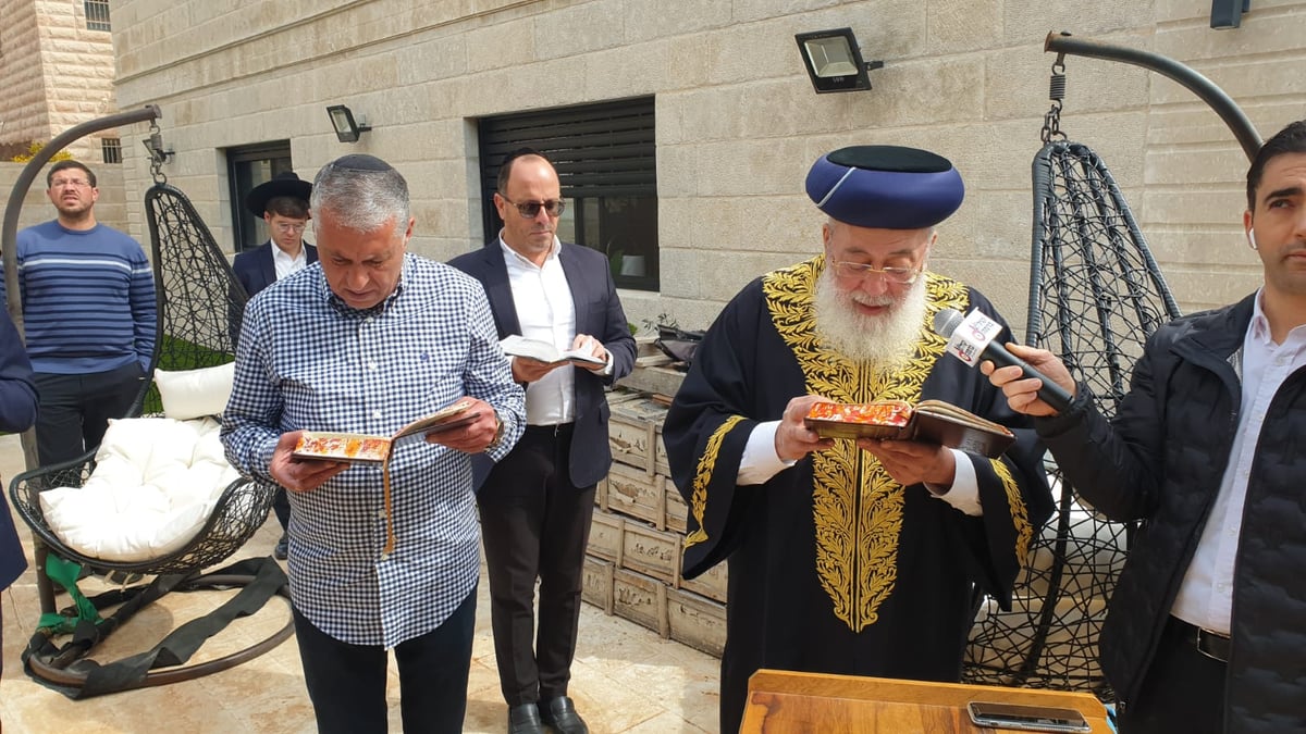 תיעוד: הראשונים לציון במעמד 'ברכת האילנות'