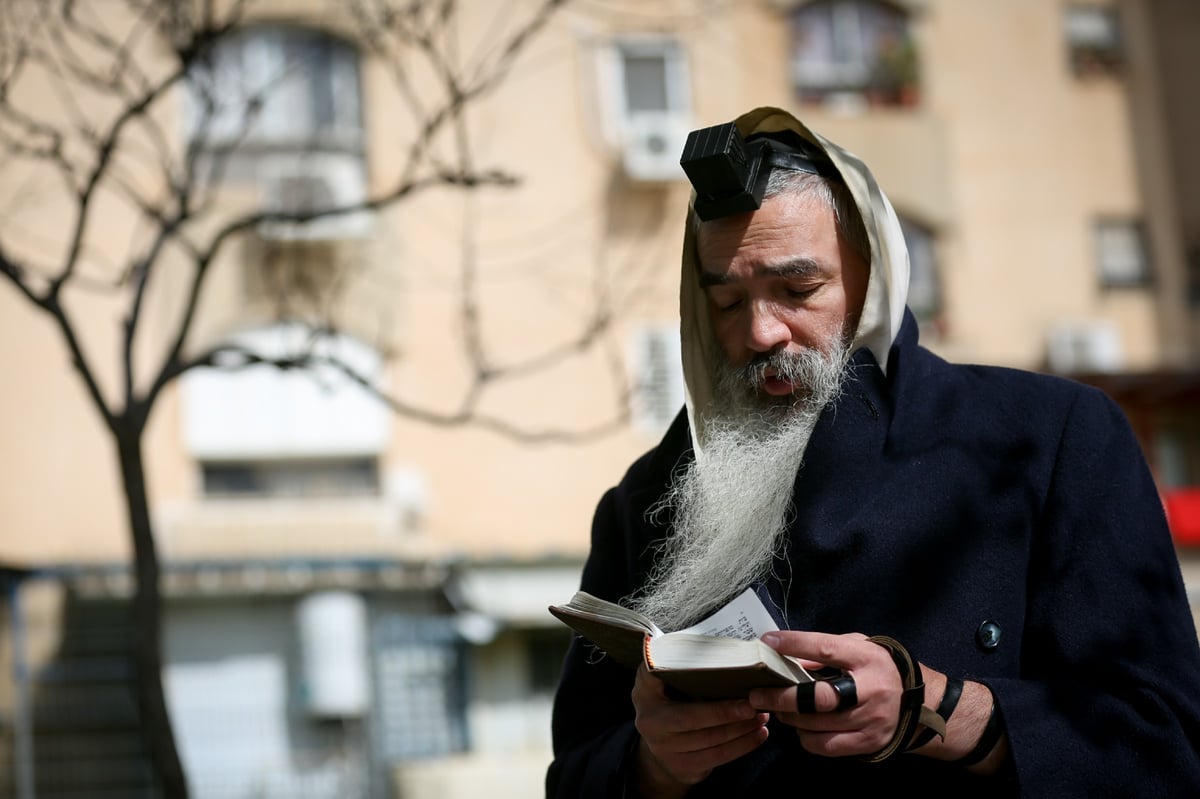 כך התפללו שחרית בציונו של רשב"י במירון ובצפת • תיעוד