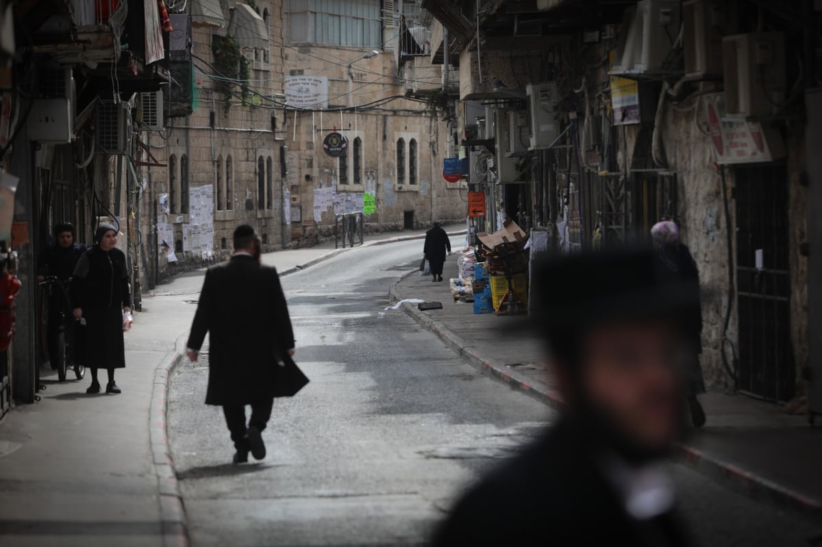 תיעוד: כך פעלו השוטרים לסגירת החנויות בירושלים