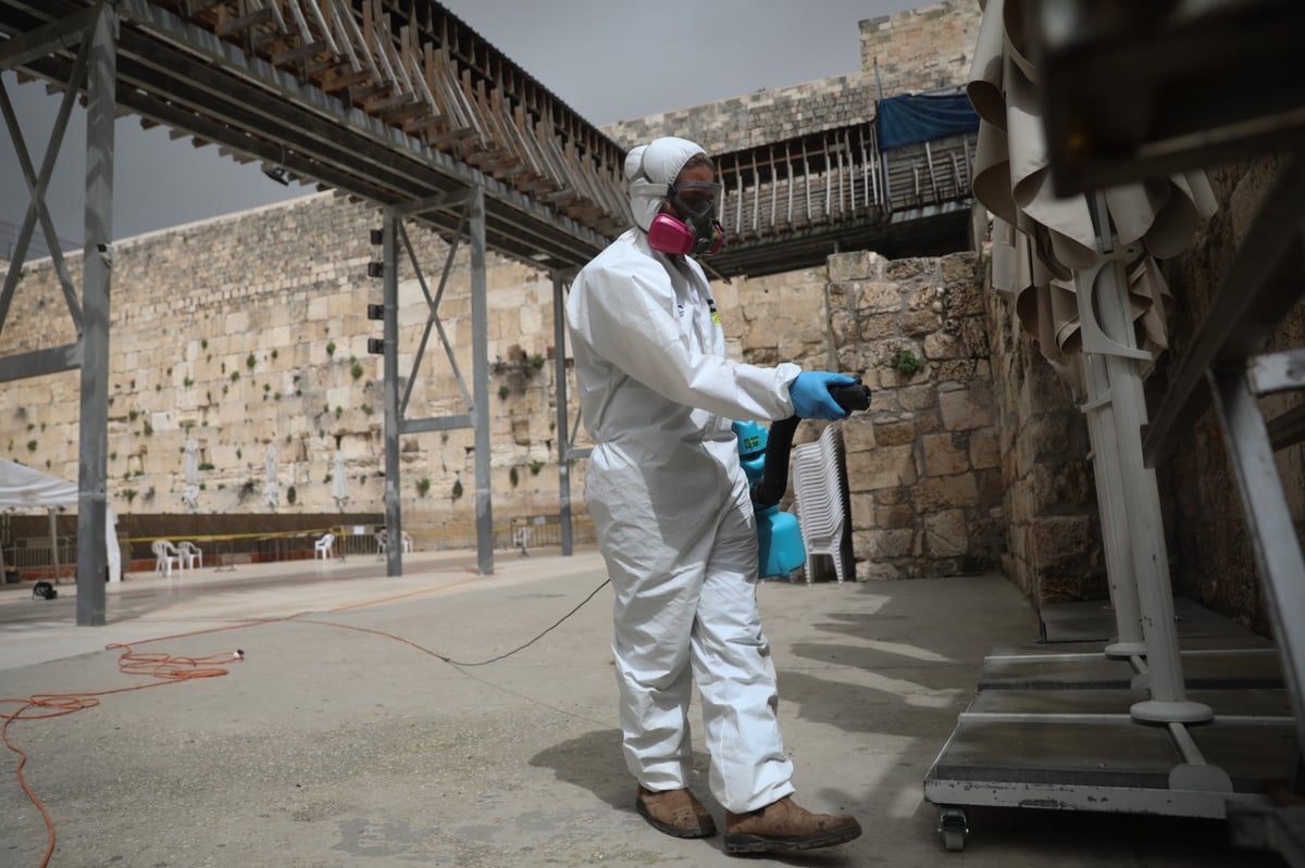 אבני הכותל המערבי עברו ניקוי וחיטוי • צפו