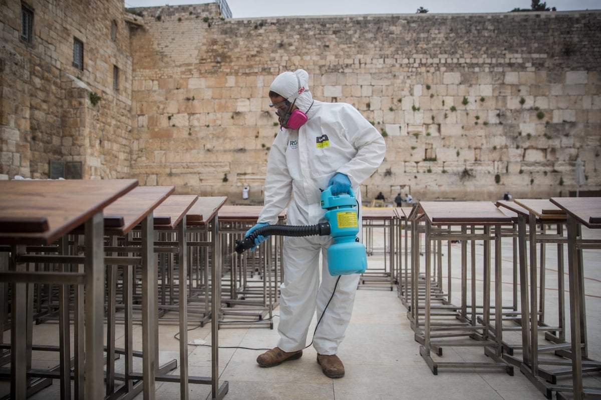 אבני הכותל המערבי עברו ניקוי וחיטוי • צפו