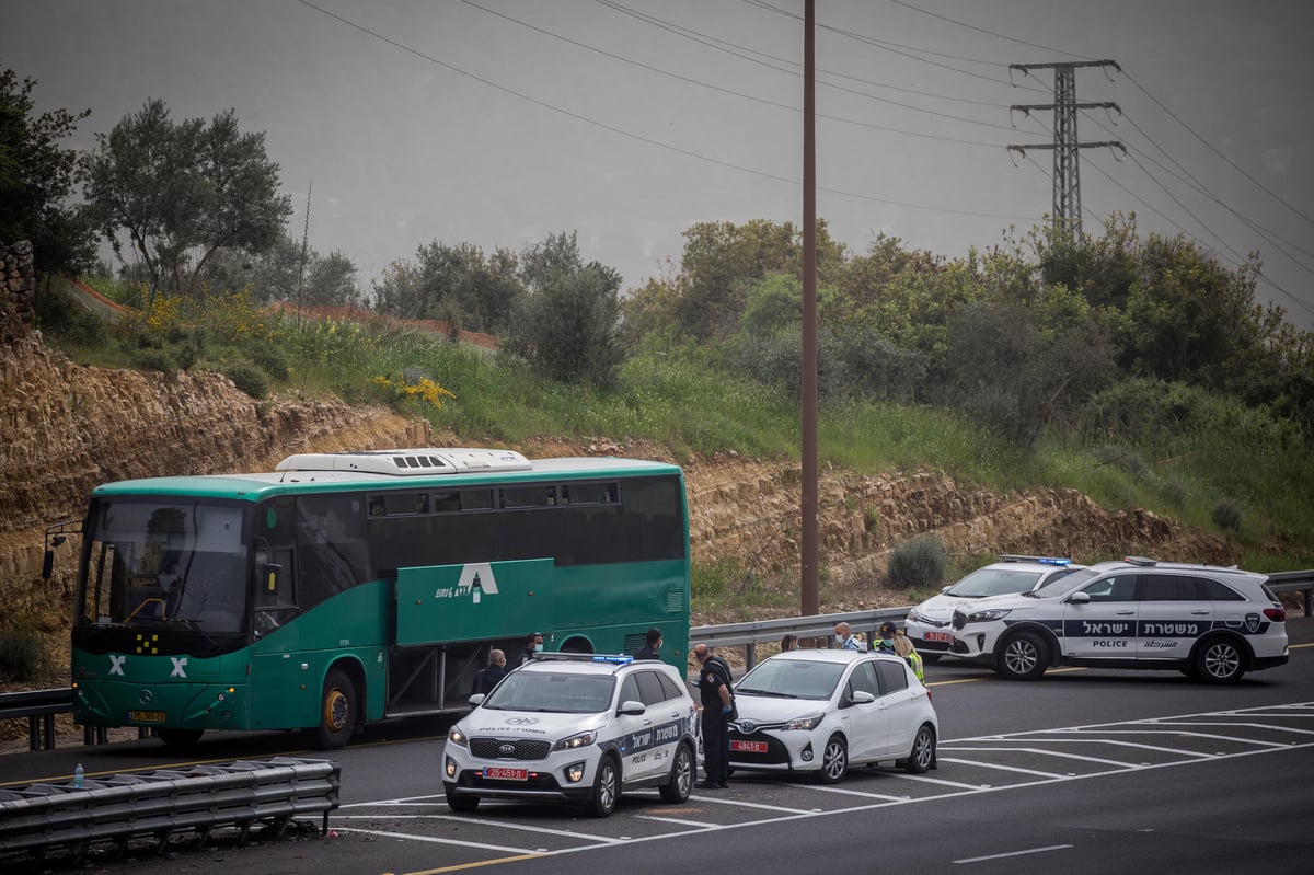 "המבצע המשטרתי" למעצר חולה קורונה באוטובוס • צפו