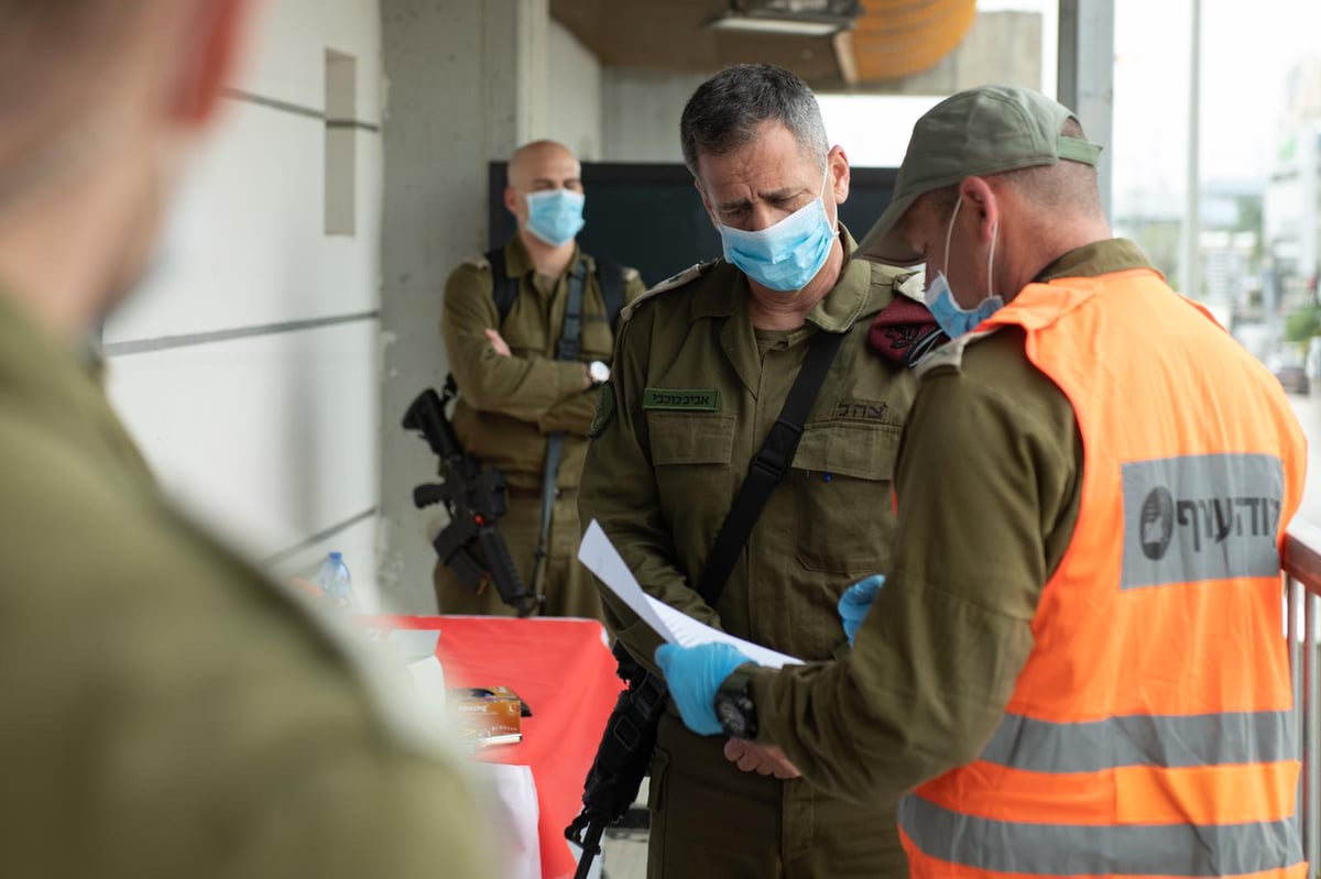 הרמטכ"ל בביקורו בבני ברק, אמש