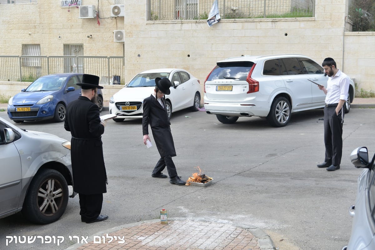 תיעוד: ביתר עילית מכרה וביערה את החמץ