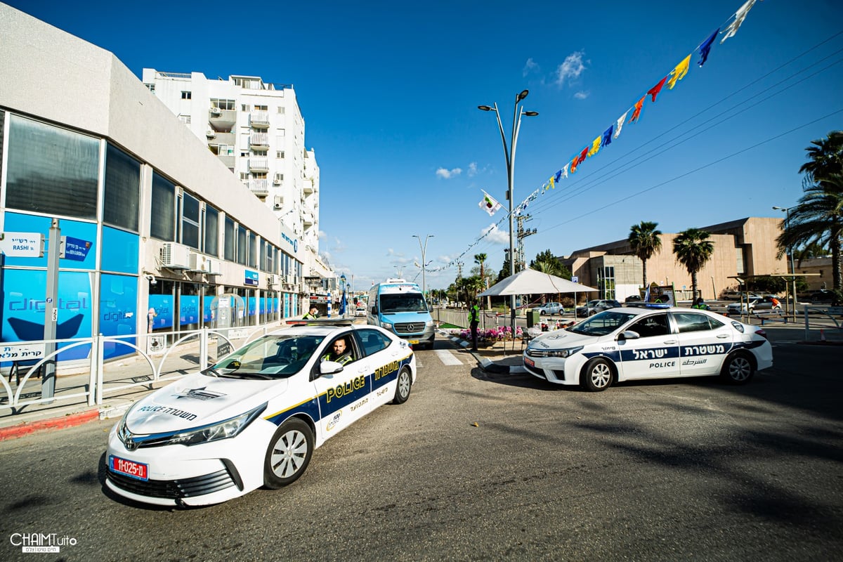 מהאוויר והיבשה: קריית מלאכי תחת הסגר • גלריה