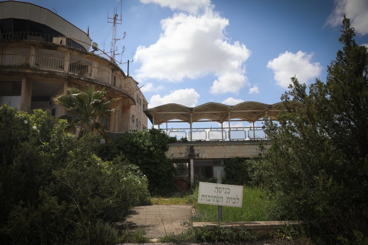 גלריה מיוחדת: שדה התעופה הנטוש של י-ם