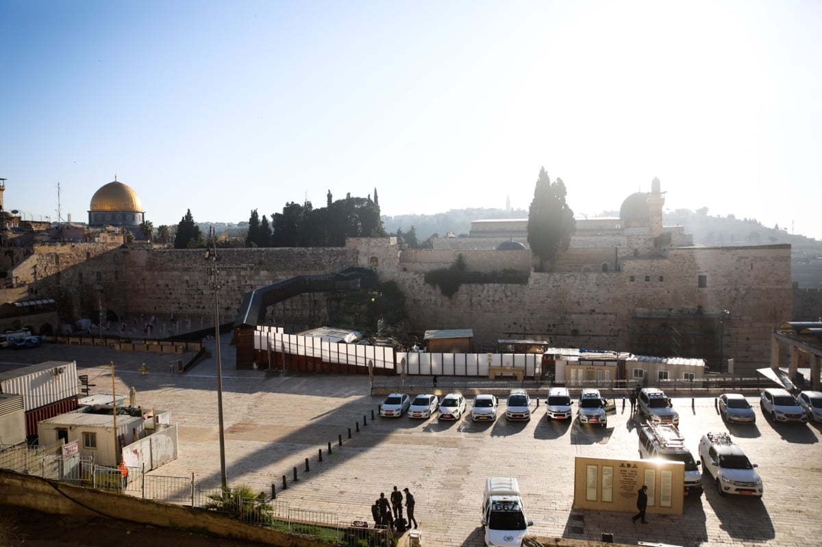 מעמד ברכת כהנים בכותל המערבי - במניין בלבד • צפו