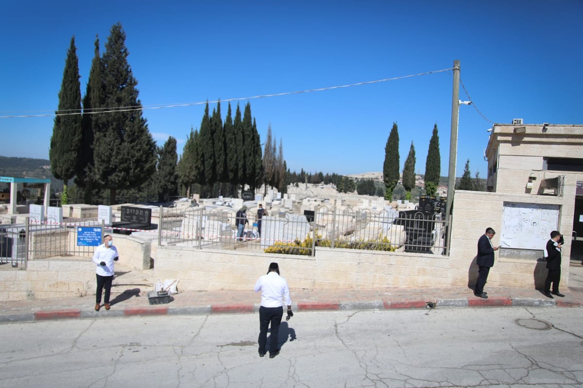 הלוויית הראשל"צ רבי אליהו בקשי דורון זצ"ל; כל ההספדים