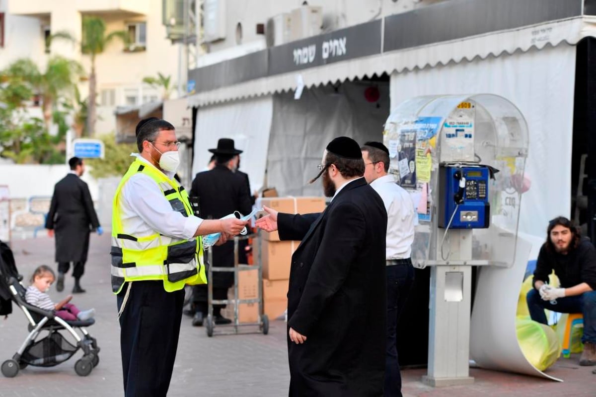 שגרת החיים של תושבי אשדוד החרדים בצל הקורונה - צפו