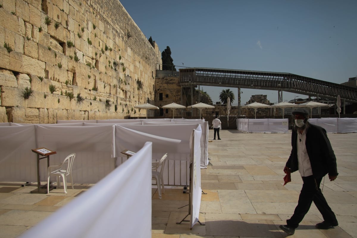 צפו: כך מתפללים בכותל - לפי התקנות החדשות