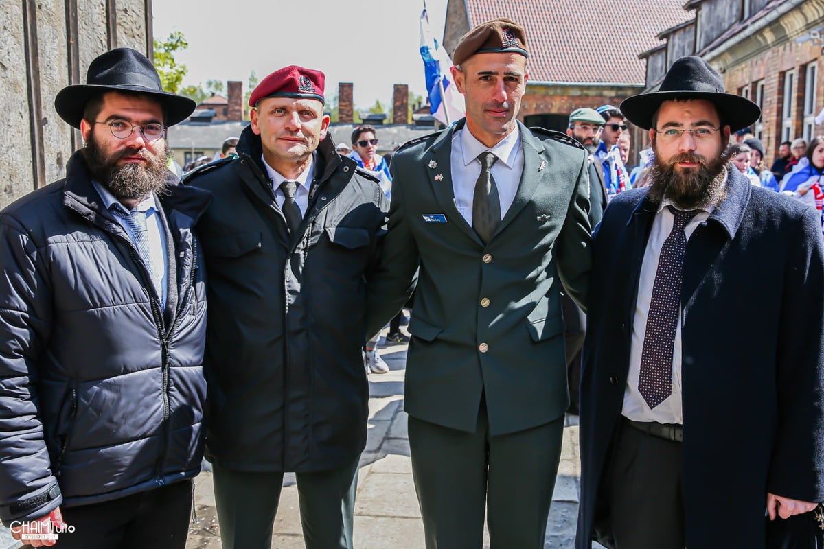 השקט שב'מצעד החיים' // הצלם חיים טויטו