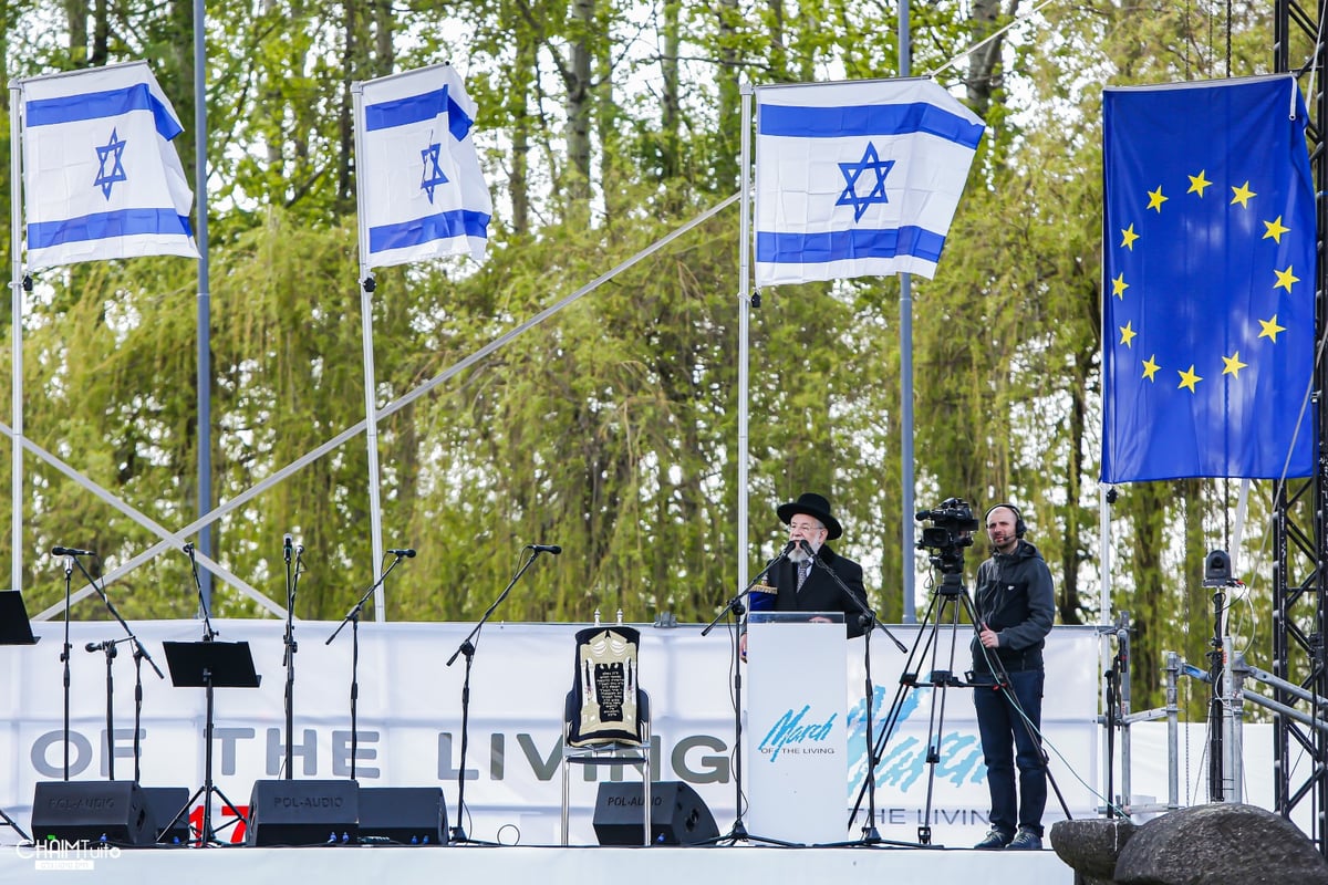 השקט שב'מצעד החיים' // הצלם חיים טויטו