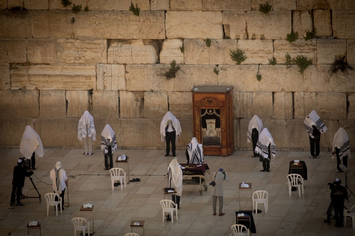 ברכת כהנים בחוה"מ פסח בכותל