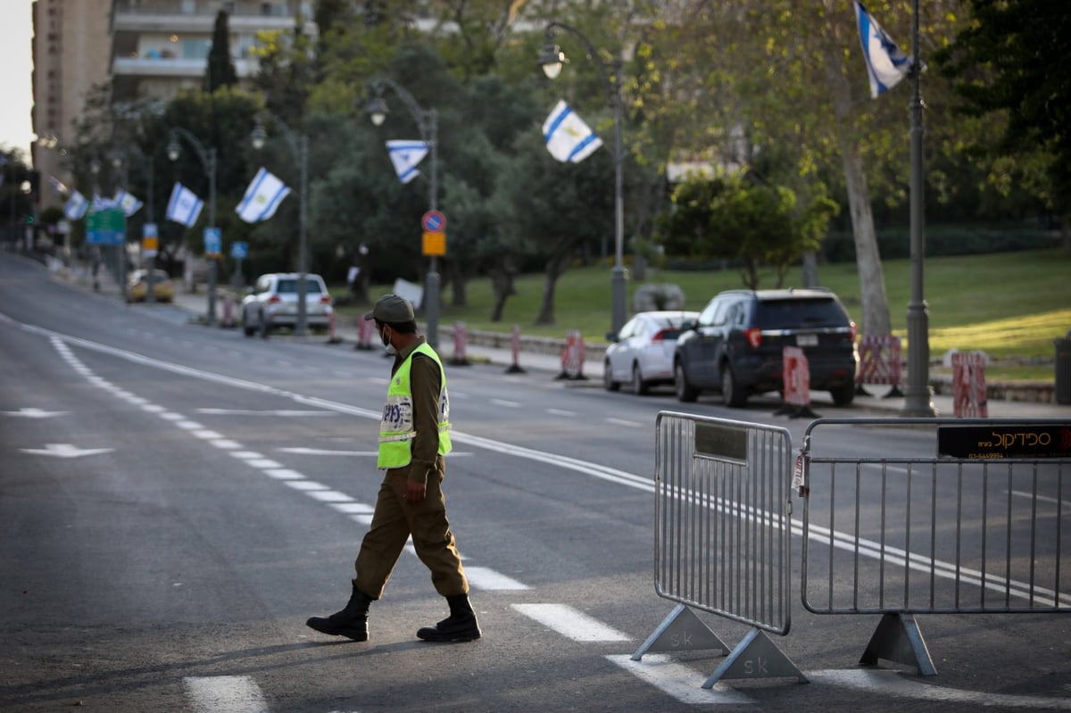 יום העצמאות בירושלים; מהמחסומים ועד החומות המוארות